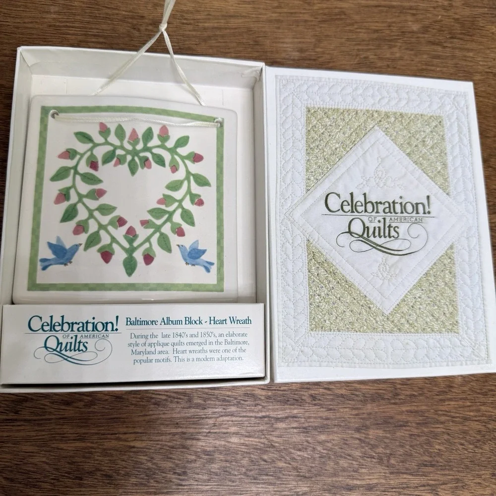 Celebration of American Quilts Hanging Tile new porcelain Heart Wreath 1994